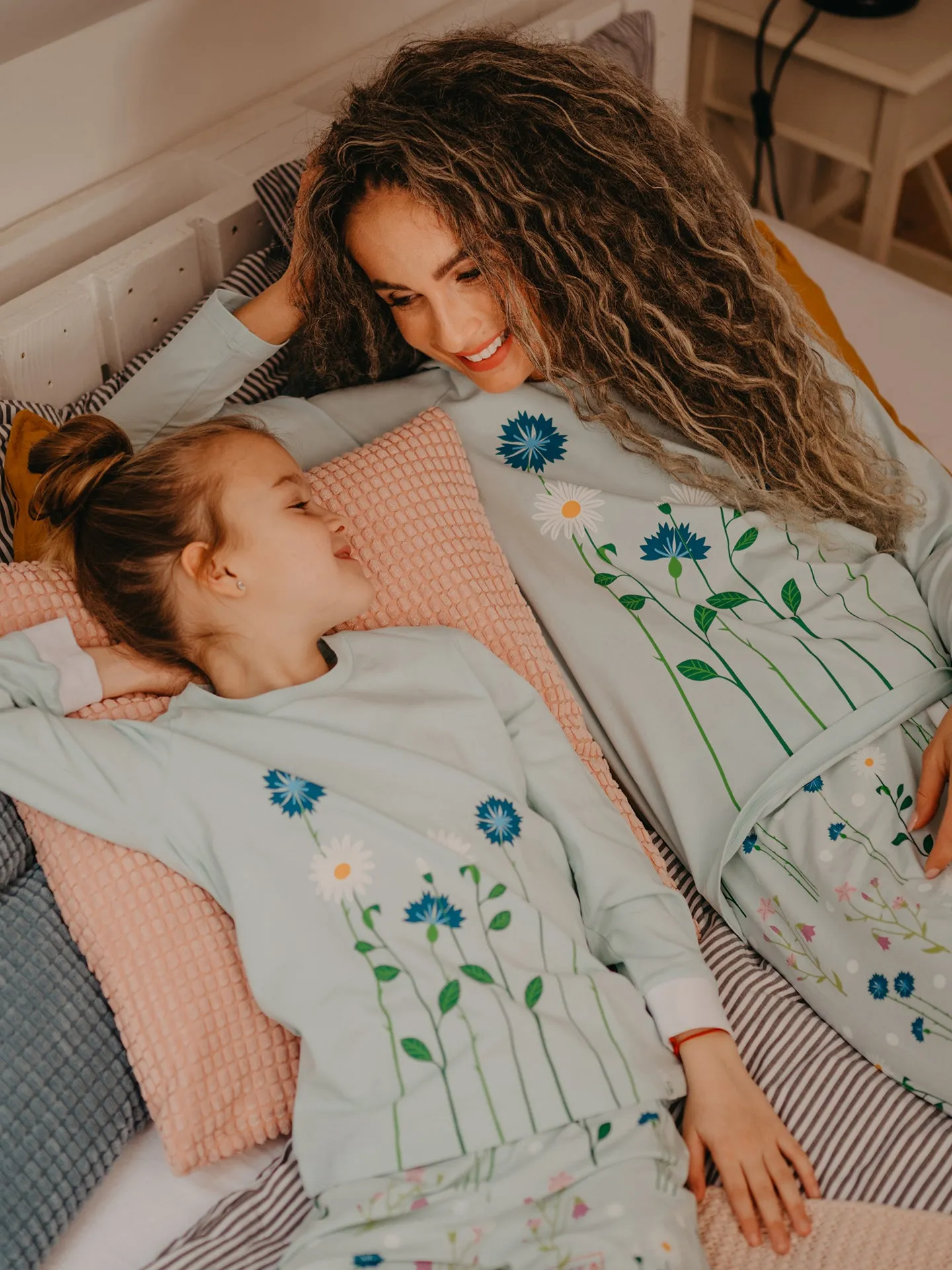 Pyjama rigolo pour enfants Fleurs de prairie - Image 7
